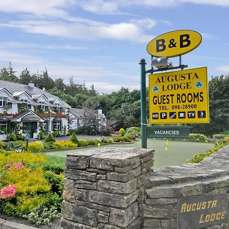 Augusta Guest house Westport