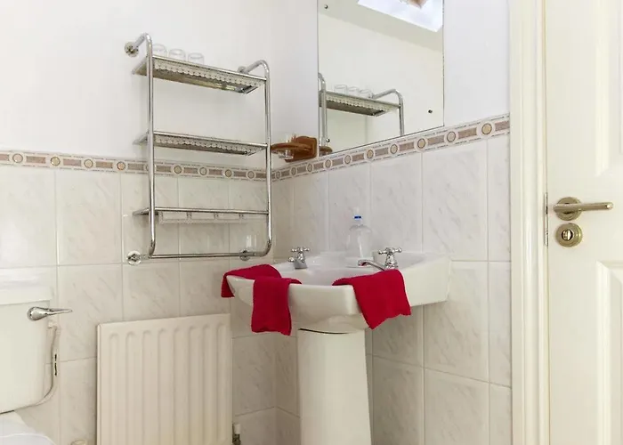 Augusta Pensión Westport